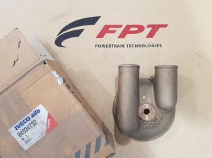 4934732 Pokrywa obudowy wymiennika ciepła FPT / Iveco Motors 
