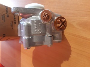 KS00000470 Pompa wspomagania FPT / Iveco Motors