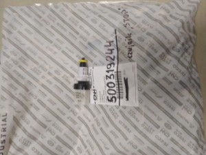 500319244 Czujnik stop FPT / IVECO MOTORS