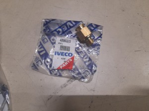 4896329 Zawór FPT / Iveco Motors