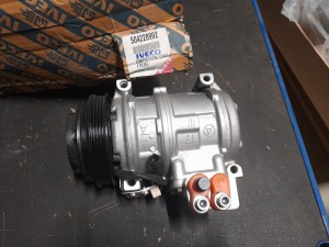 504228992 Sprężarka FPT / Iveco Motors