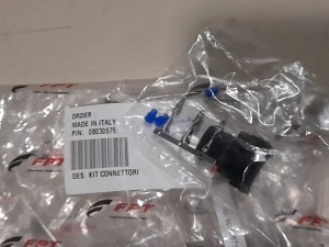 8030575 Złącze elektryczne filtra paliwa FPT / Iveco Motors